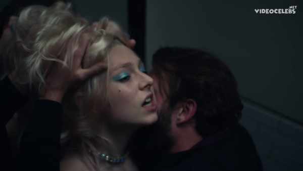 Sydney Sweeney, Hunter Schafer, Alexa Demie sexy – Euphoria s01e04 (2019)