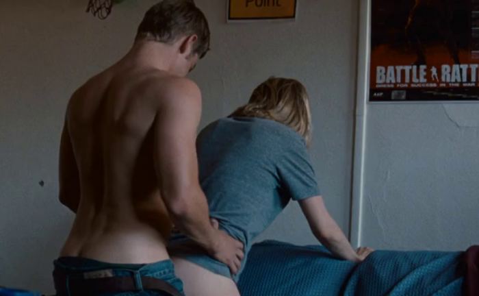 Michelle Williams nude & sex scenes – Blue Valentine (2010)